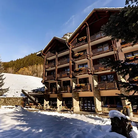Qc Monte Bianco 4*