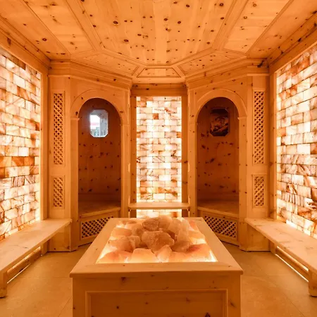 Qc Monte Bianco Hotel 4*