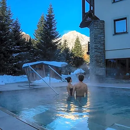 Qc Monte Bianco ホテル 4*